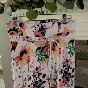 Floral wide leg high waisted pants